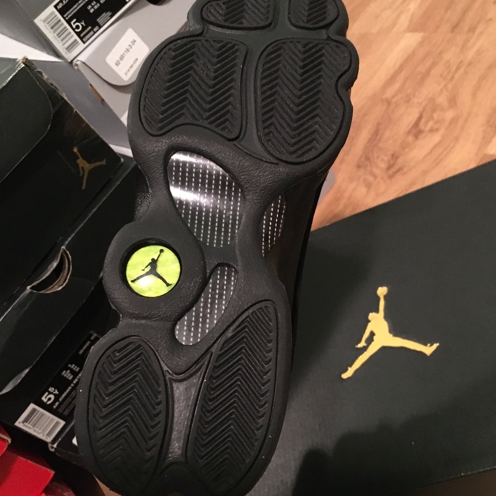 Jordan13 - Picture 3 of 11
